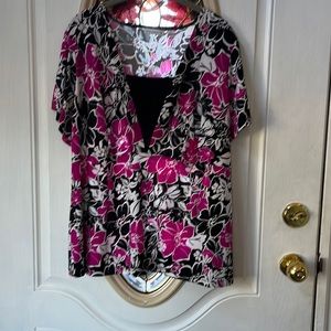 Susan Graver Short Sleeve Top, Size 1X